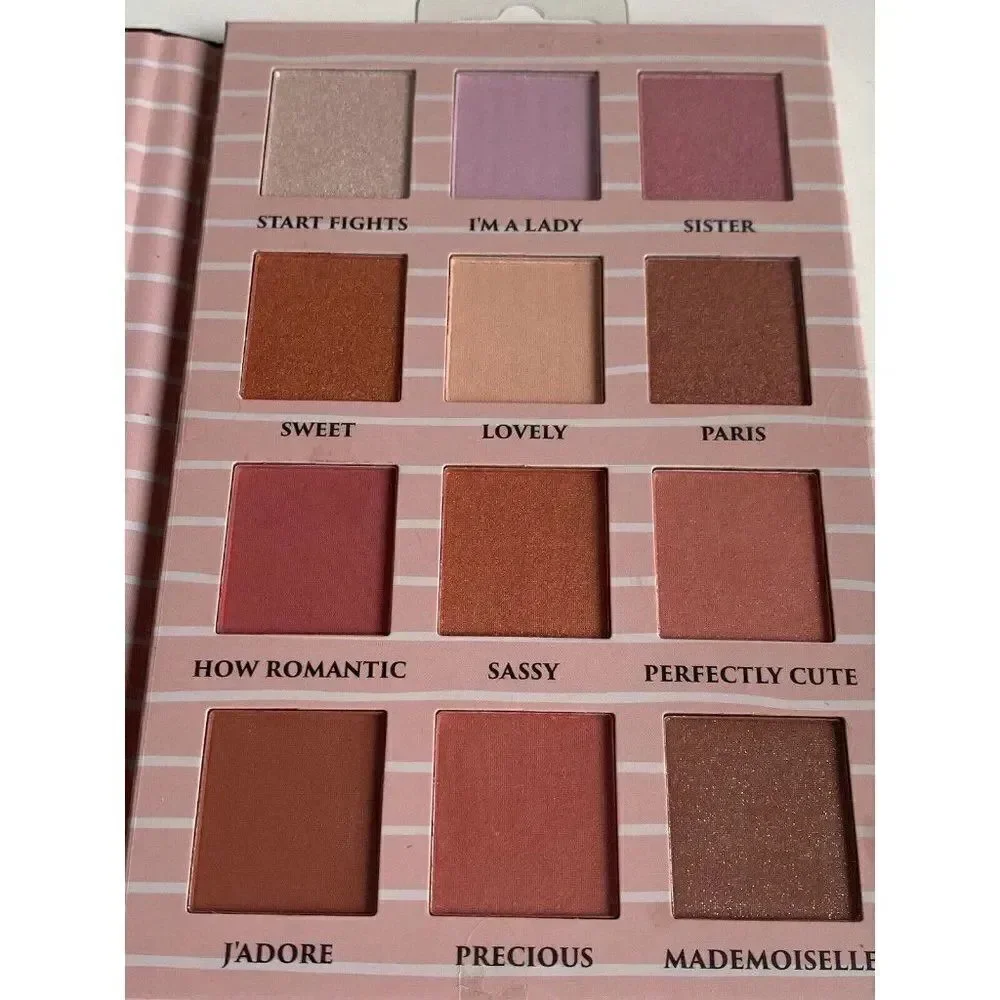 Disney‎ Aristocats Marie Eyeshadow Palette Cruelty Free 12 Shades Taste Beauty